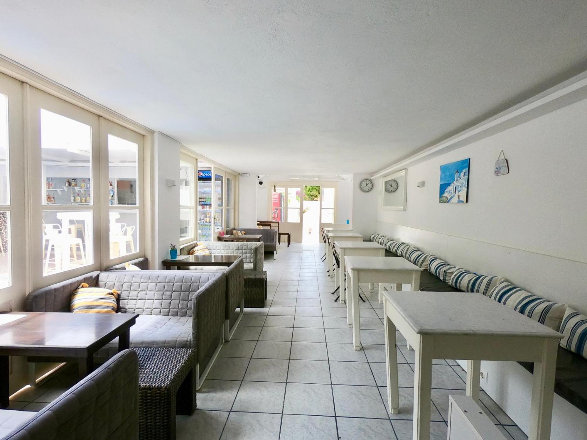 Anny Studios & Rooms Perissa Beach Exterior photo