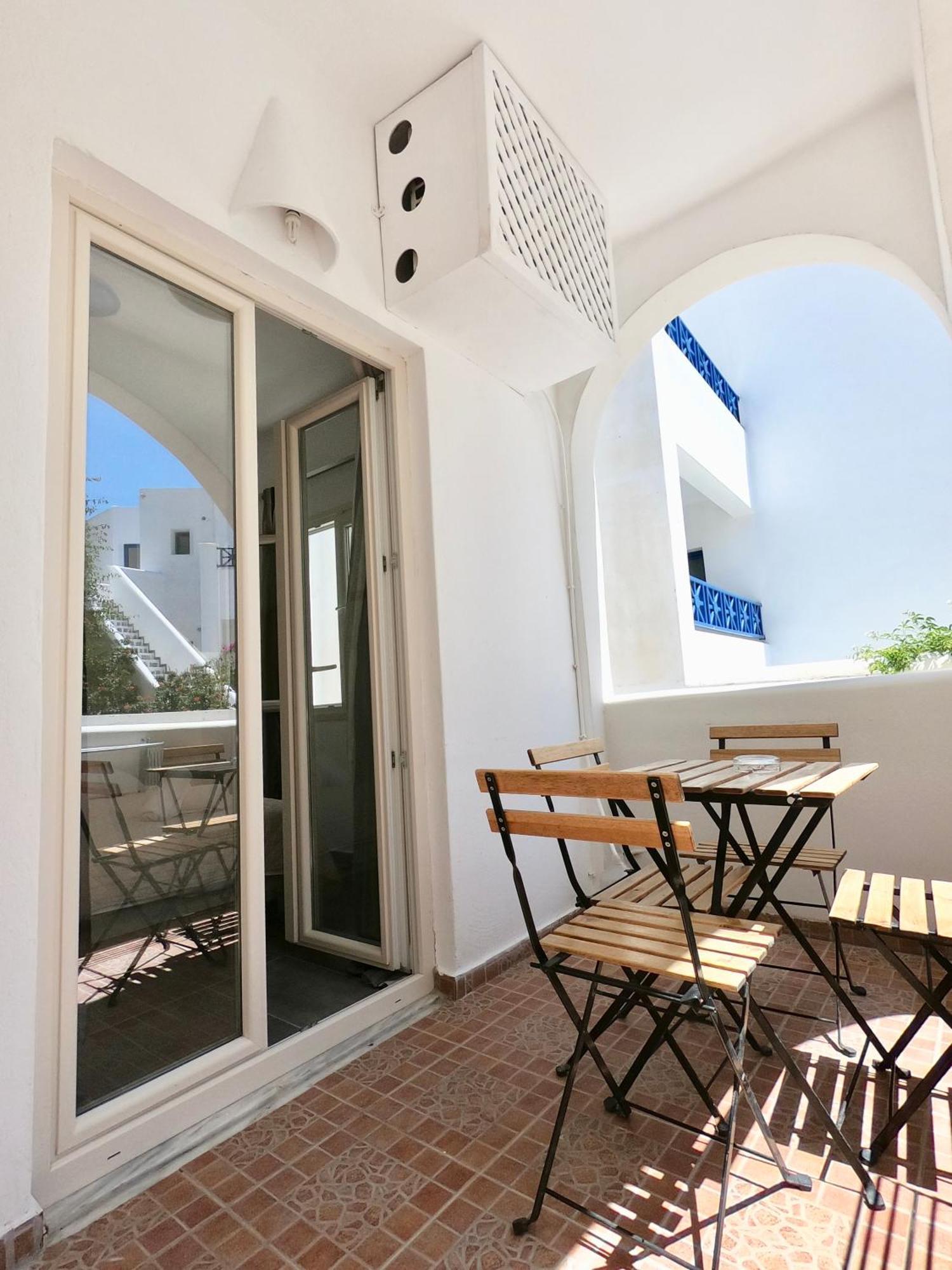 Anny Studios & Rooms Perissa Beach Exterior photo