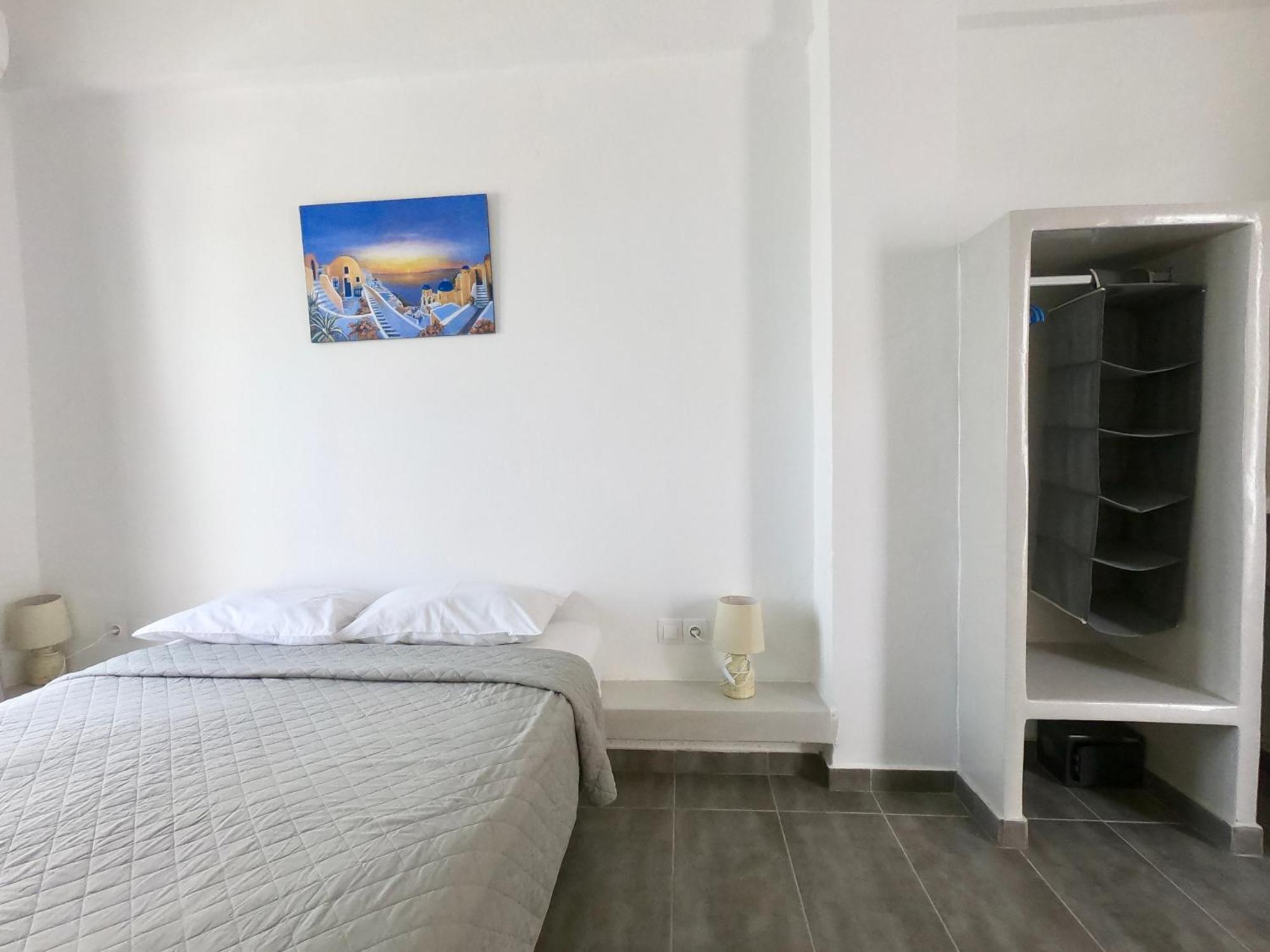 Anny Studios & Rooms Perissa Beach Exterior photo
