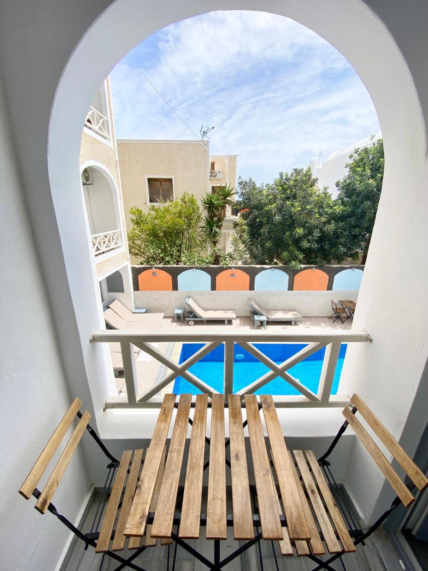 Anny Studios & Rooms Perissa Beach Exterior photo